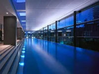 Crown Promenade Melbourne Hotels near حديقة أيه أيه إم آي