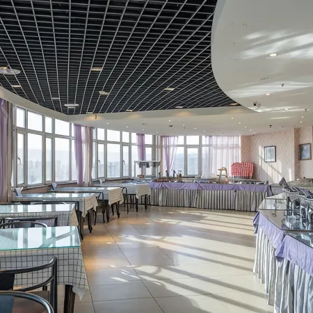 Hohhot Queqiao Hotel (Hailiang Square Zhongshan Road Subway Station Store)