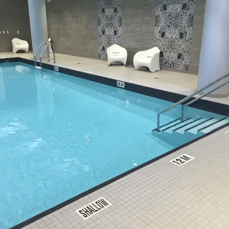 Calgary Airport Marriott In-Terminal Hotel