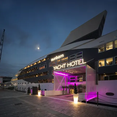 Sunborn London Yacht Hotel Отели рядом с достопримечательностью «Гринвич»