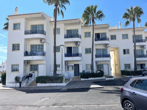 Apartment for rent in Albufeira - Aparts. Oura Palace 5 minutes from the beach.