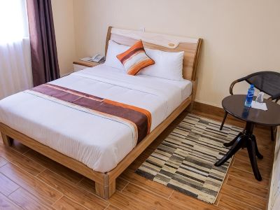 Kiandani Hotel