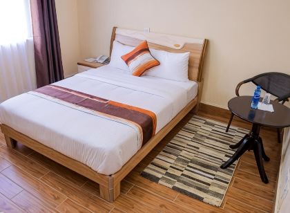 Kiandani Hotel