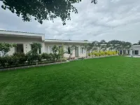 Status Club Resort Hotels in Kanpur