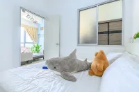 Cozy Retreat with Unique Skyline View #TA1