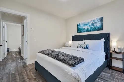 Terrific Smoke-Free Place in Heart of Kings Beach walking distance to Lake - Wi-Fi