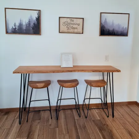 Summit Lake Escape - dog friendly cabin 랭레이드 카운티 호텔