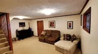 Sunset View beautiful quiet country 2-bedroom
