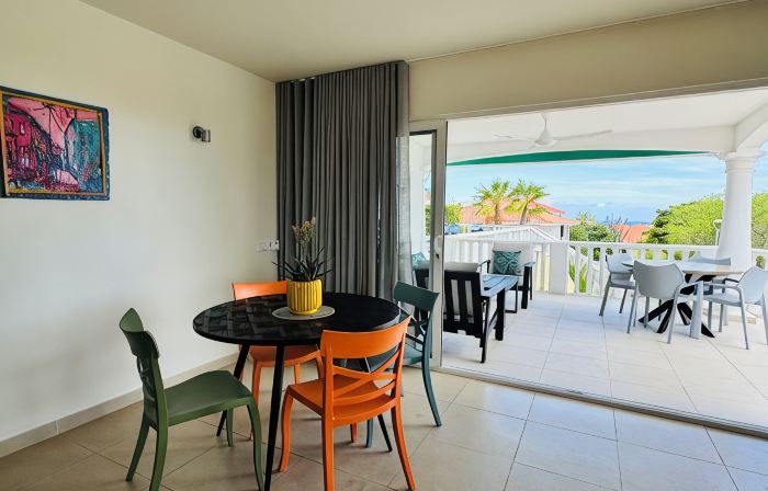 Bluebay - TT#12: Poolside Ocean View - AIRCO