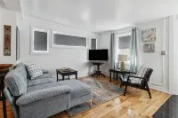 Cozy 1BDR APT in Vibrant Downtown Geneva - 무료 와이파이