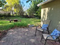 Cozy 2 Bedroom close to Cannon Valley Trail