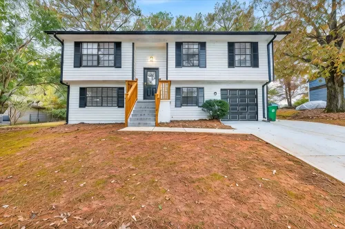 6Bd Decatur Home Sleep 13 - balcony