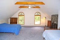 House in exceptional condition on Thomas Pond - Homestays