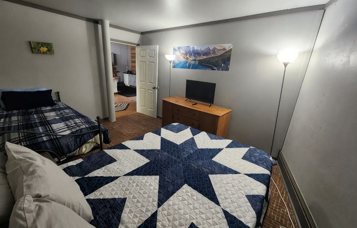 3Br on Sxs Snowmobile Trail w/Full Bar, Walk to Dining &Bars, Near Mtu &Houghton