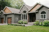 Luxury Waterfront Cottage Rental with Sauna & Hot Tub - 15 Mins from Buckhorn - balcony