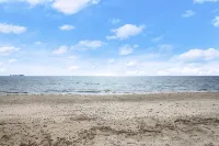 Spacious Beachfront home in vibrant Beach Community! - Wi-Fi
