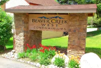 Remodeled Condo w/ FREE WiFi, Parking, Heated Pool, Hot Tubs, Skier Shuttle