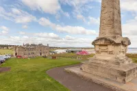 Beachfront Penthouse by the Old Course - Apartments