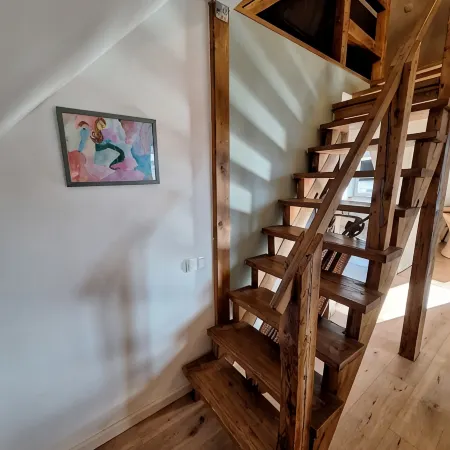 Large central apartment in Bielefeld for up to 8 people.