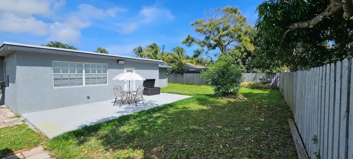 Royal Paradise Vacation Home Hotels in Boynton Beach