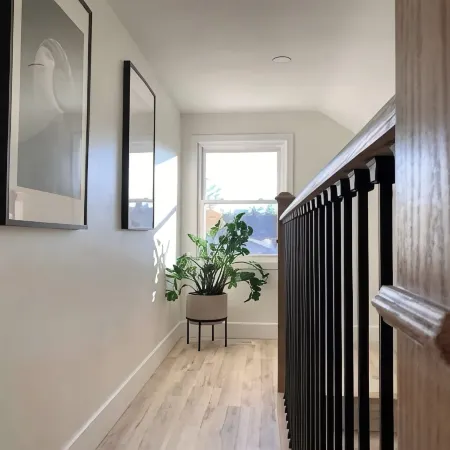 Perfect for large groups, lots of parking, 5BRs, Game Room, Fast Wifi