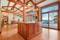 Beautiful Craftsman Style Lake Home