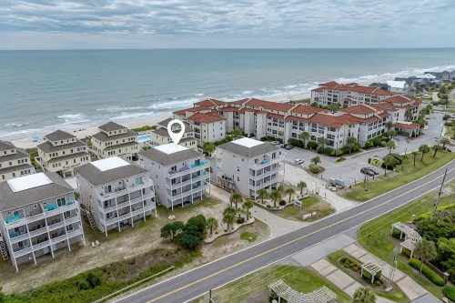 Luxurious Oceanfront B home w/pool, elevator, 6BR, steps to the sand and surf - 4-Star