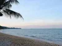 Three Monkeys Mae Nam beach Hotels near Samui Disc Golf