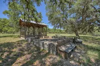 StunningHome on the Blanco River