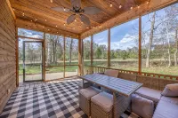 The Lodge- Luxury Lakefront Retreat - 民泊