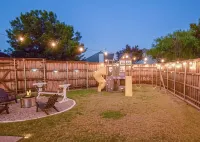 Txshapedprivatepool&Spa.TikiBar.PuttingGreen.Gameroom.Patios.Playground.Firepit