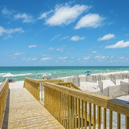 Gulf Breeze — Gulf-View Townhome · Dog-Friendly · Sleeps 9 · Steps to Beach