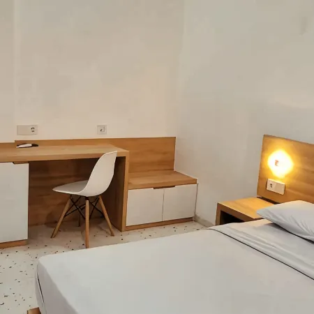 Max Coliving
