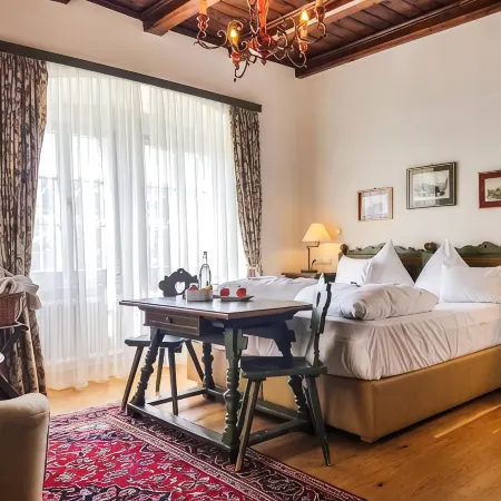 Hotel See-Villa Отели в г. Гемайнде Мильштатт