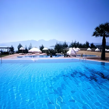 Candia Park Village