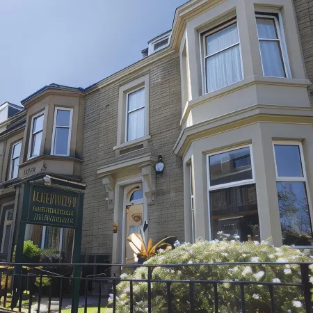 Abbotsford Guest House Отели рядом с достопримечательностью «Даддингстон»