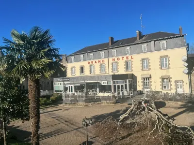 Le Grand Hôtel de Mayenne - Logis hôtels Restaurant Hotels in Mayenne