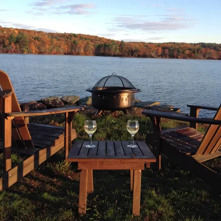 Waterfront Home with Stunning Views .. Dog friendly , and great fishing !!!