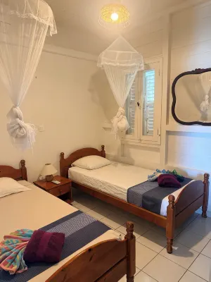 Exceptional T3 sea view apartment, 5 minutes walk from the beach! And jacuzzi 住宿飯店