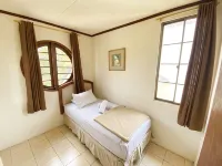 Puncak Resort Villa by Aryaduta - 2 stelle