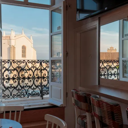 Heaven Inn Suites & Terrace