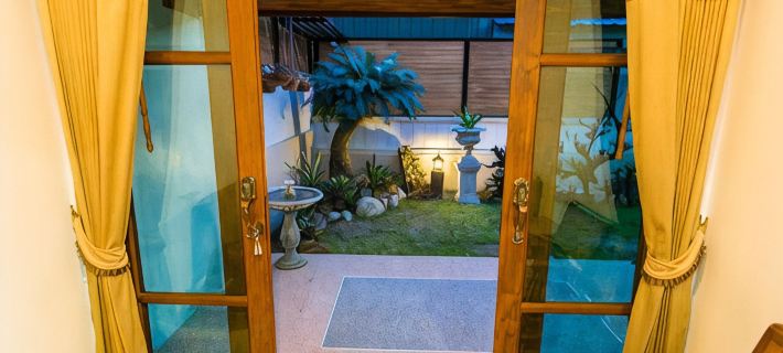 トゥリー ホーム プラス ホームスティ ナコーンシータンマラートのホテル