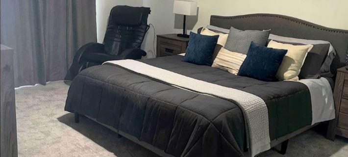 Relaxing 3 bedroom 2 bath townhome great location. Close to hospitals & MCAS. Hotels in Yuma