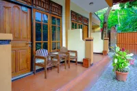 The Ellen Hotel by Ecommerceloka - 2-Star