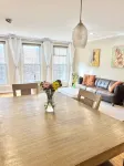 Downtown House- Walk to Cherry Blossom/Museums/ Ballpark - Free Parking - Bungalow