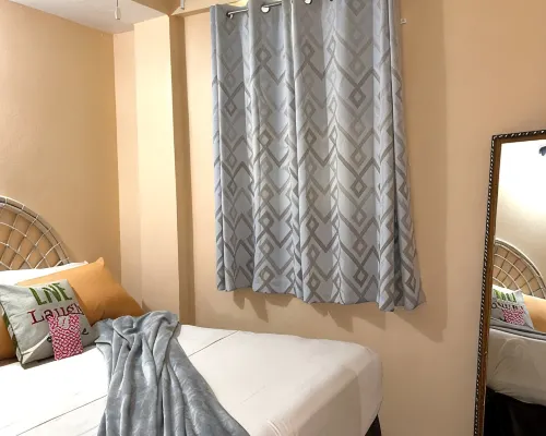 Hidden Zen 108 with Rental Vehicle Access Hotels in Choc