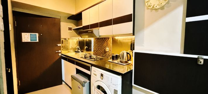 Studio 18 Apartemen the Jarrdin Cihampelas by Berdikari Properti Hotels in Coblong