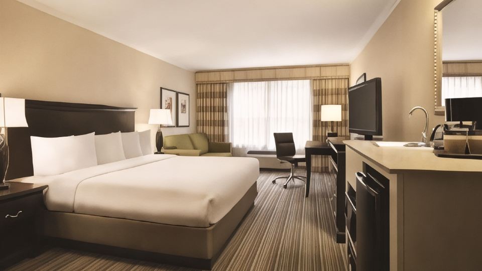 Country Inn & Suites by Radisson, Atlanta Airport North, GA
