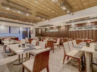 Quality Inn Bez Krishnaa Visakhapatnam Hotels near Diamond Park