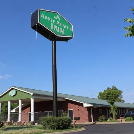 Apple Annie's Inn